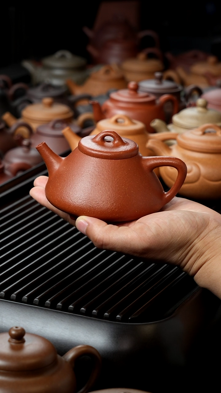 红降坡子冶微瑕半手180      