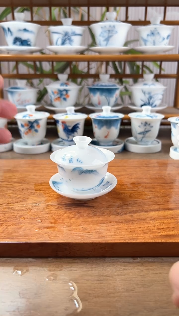 微瑕高冰清山水80ml三才盖碗