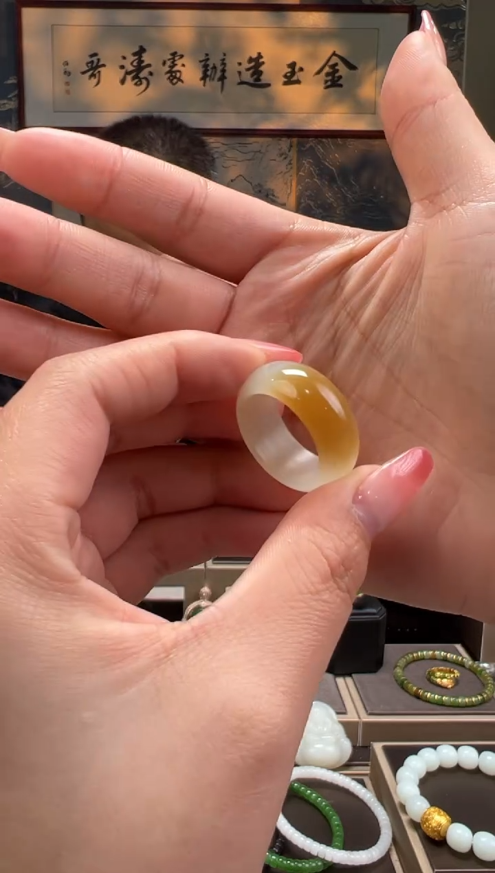 【闪购商品】和田玉戒指未镶嵌糖白卡20mm