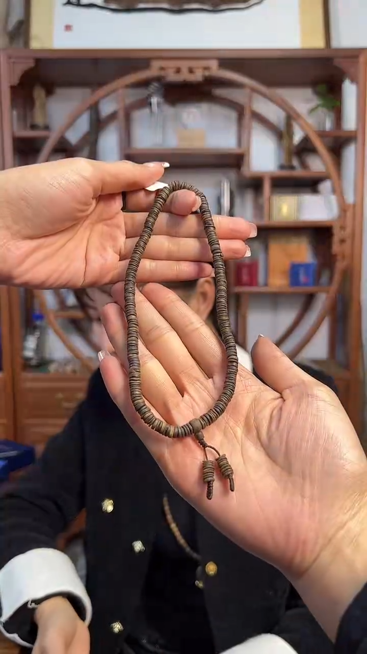 【闪购商品】沉香手串张勺子9克沉水片珠双圈多样性发一条