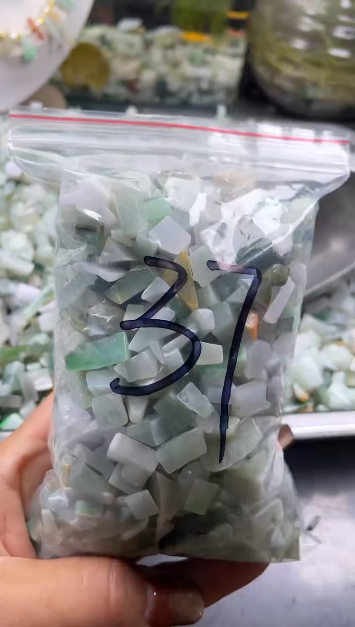 配石翡翠天然翡翠迷你500克37