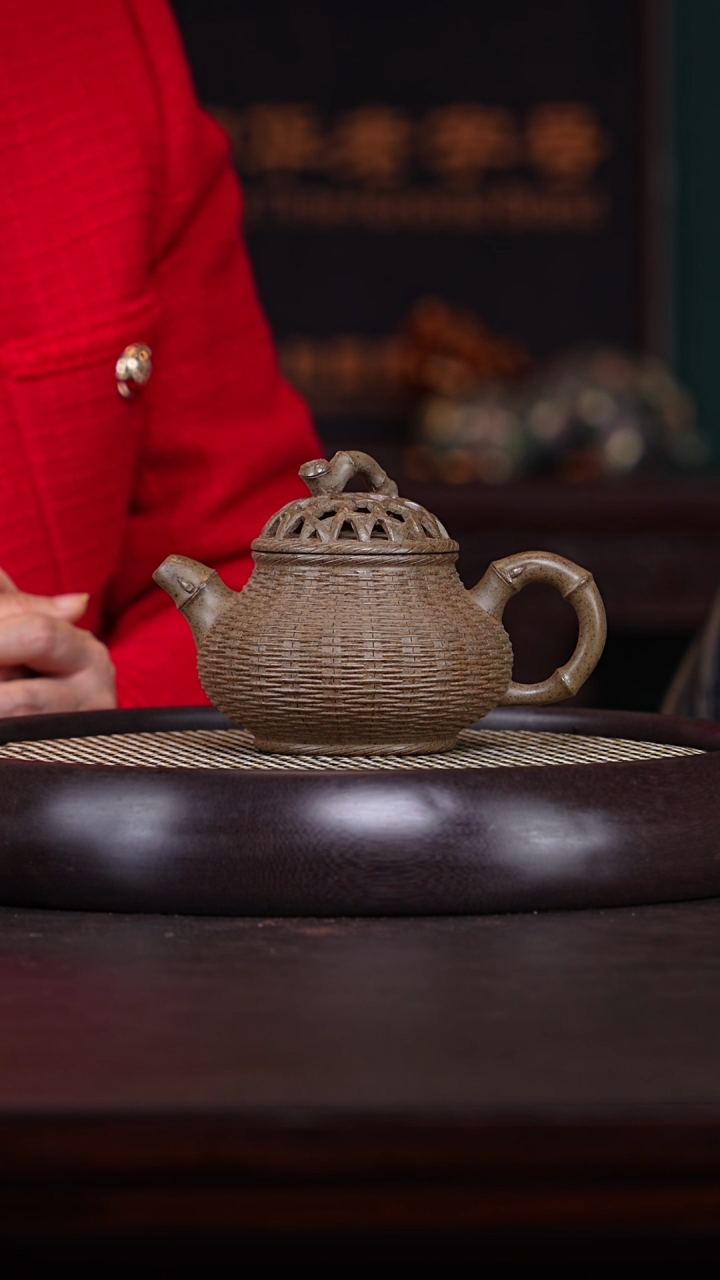 【闪购商品】紫砂茶壶张杏娟26-75 本山绿柴烧鱼篓