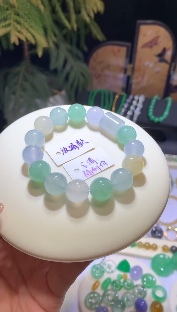 【闪购商品】定制翡翠未镶嵌12.5*手串45000+0