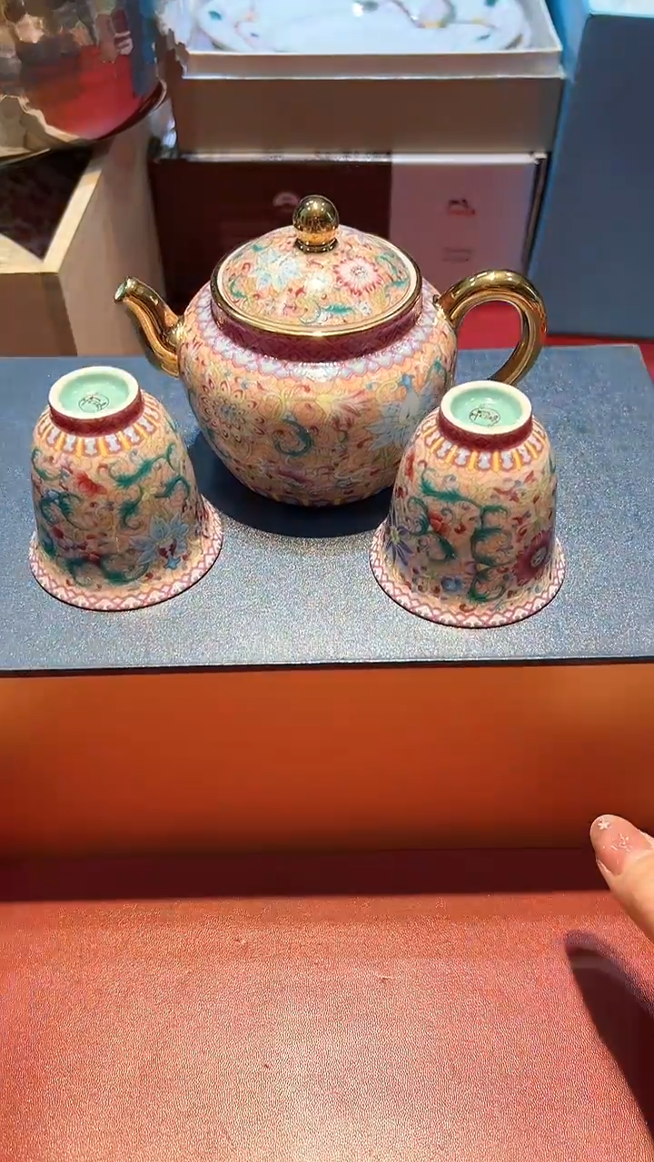 【闪购商品】瓷片锅碗瓢盆一件不剩