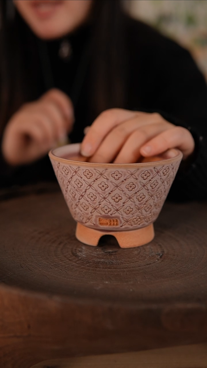 【闪购商品】红陶1-25-217默认有瑕口9.5