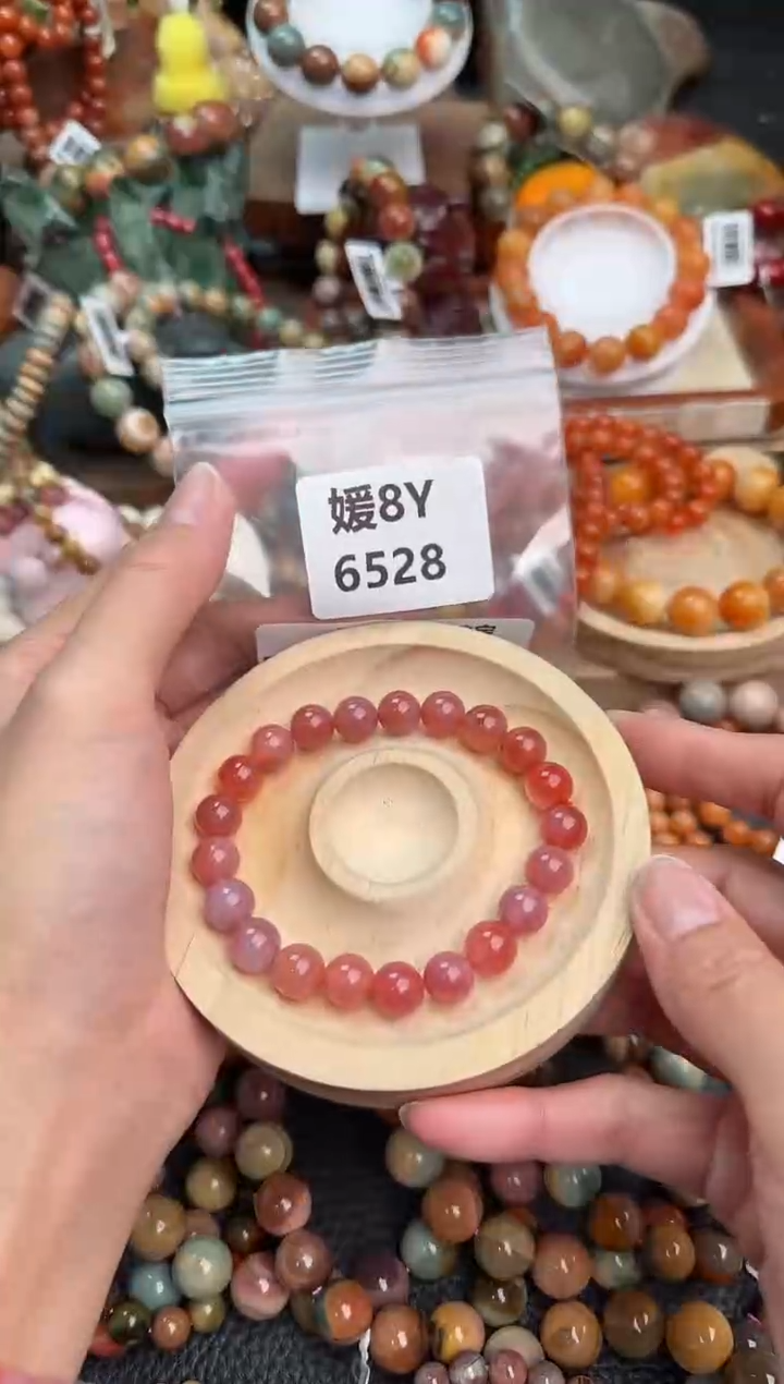 【闪购商品】石英质玉手链未镶嵌8Y6528