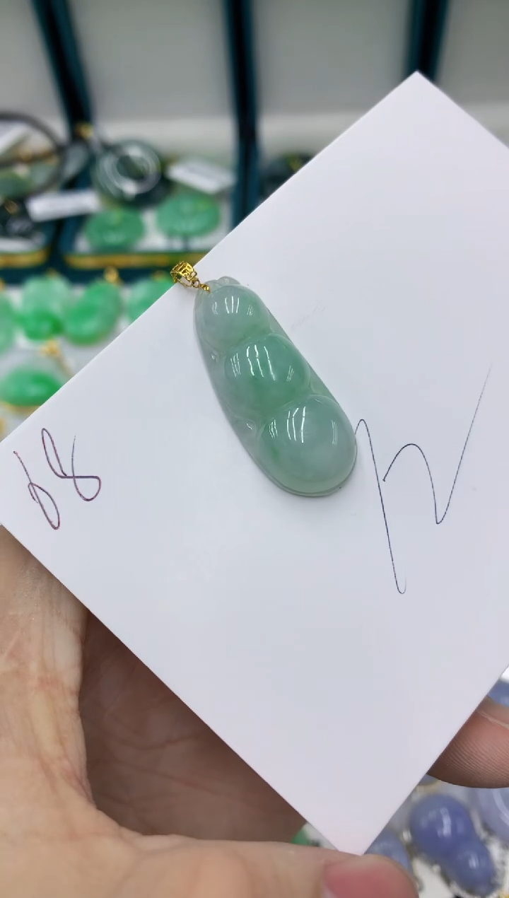 【闪购商品】翡翠颈饰18K金镶嵌号链接11111