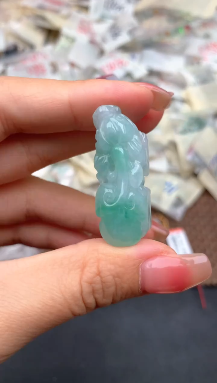 未镶嵌挂件翡翠一