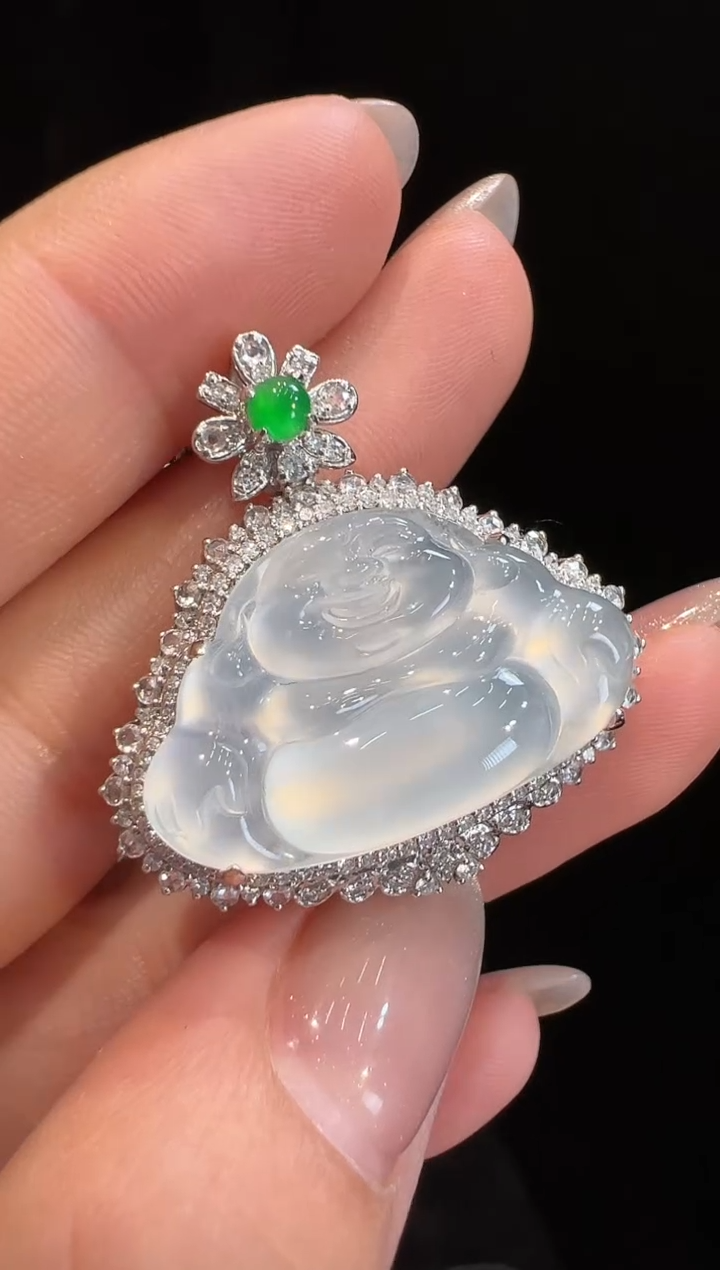 【闪购商品】翡翠颈饰18K金镶嵌吊坠