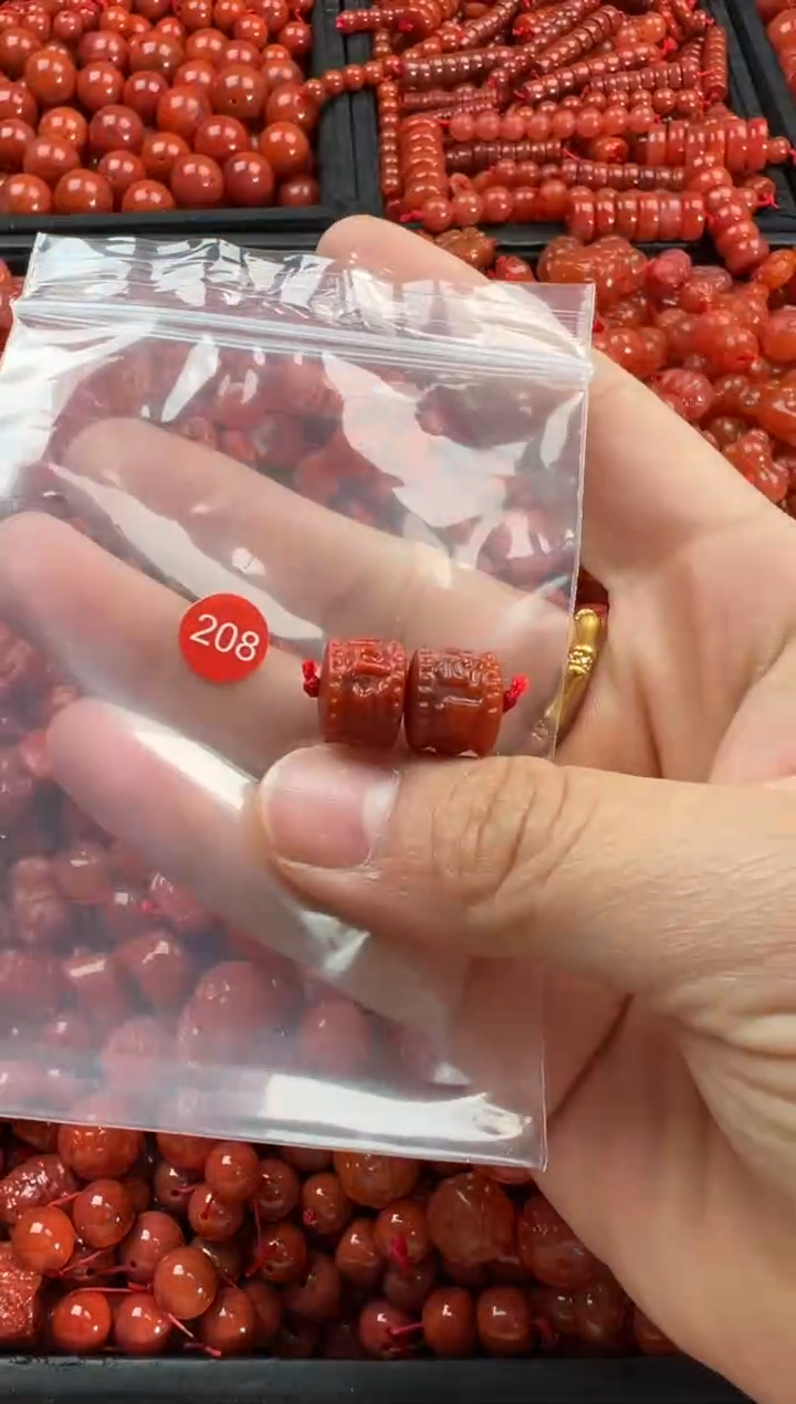 【闪购商品】南红玛瑙颈饰未镶嵌1