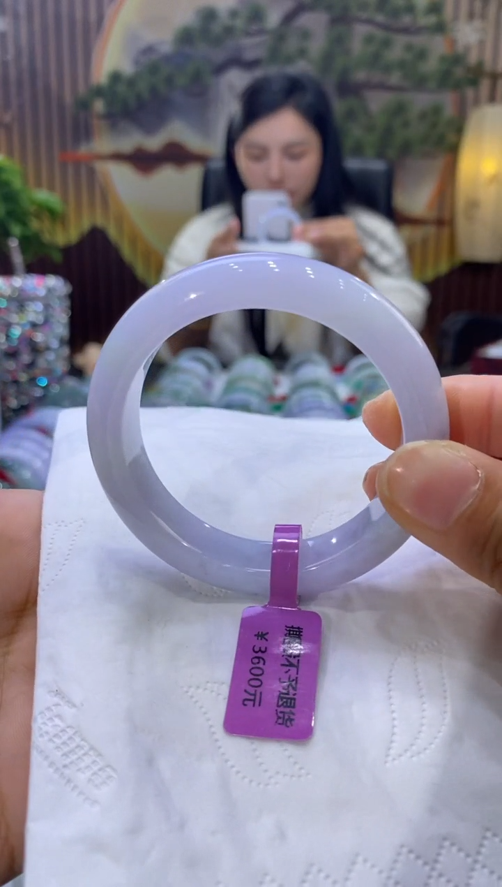 【闪购商品】翡翠手镯未镶嵌多人05581