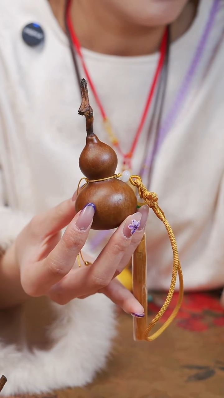 219漆艺工艺小葫芦9.9