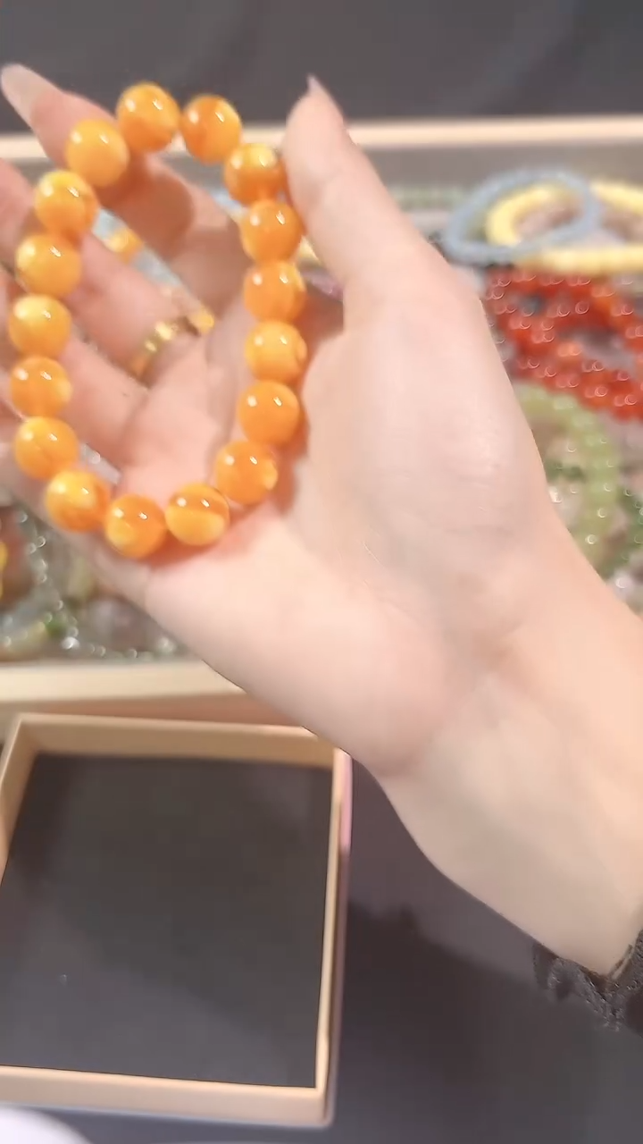 未镶嵌琥珀手链000000000000000000