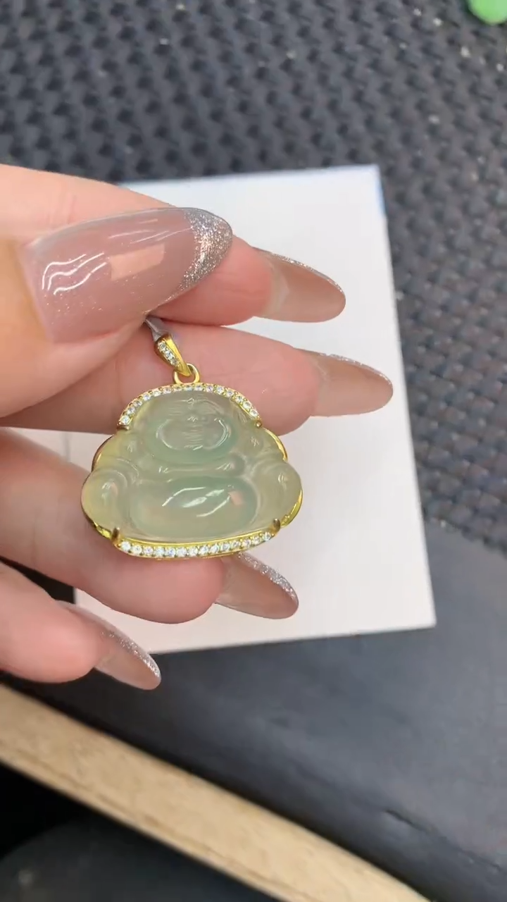 颈饰未镶嵌翡翠1