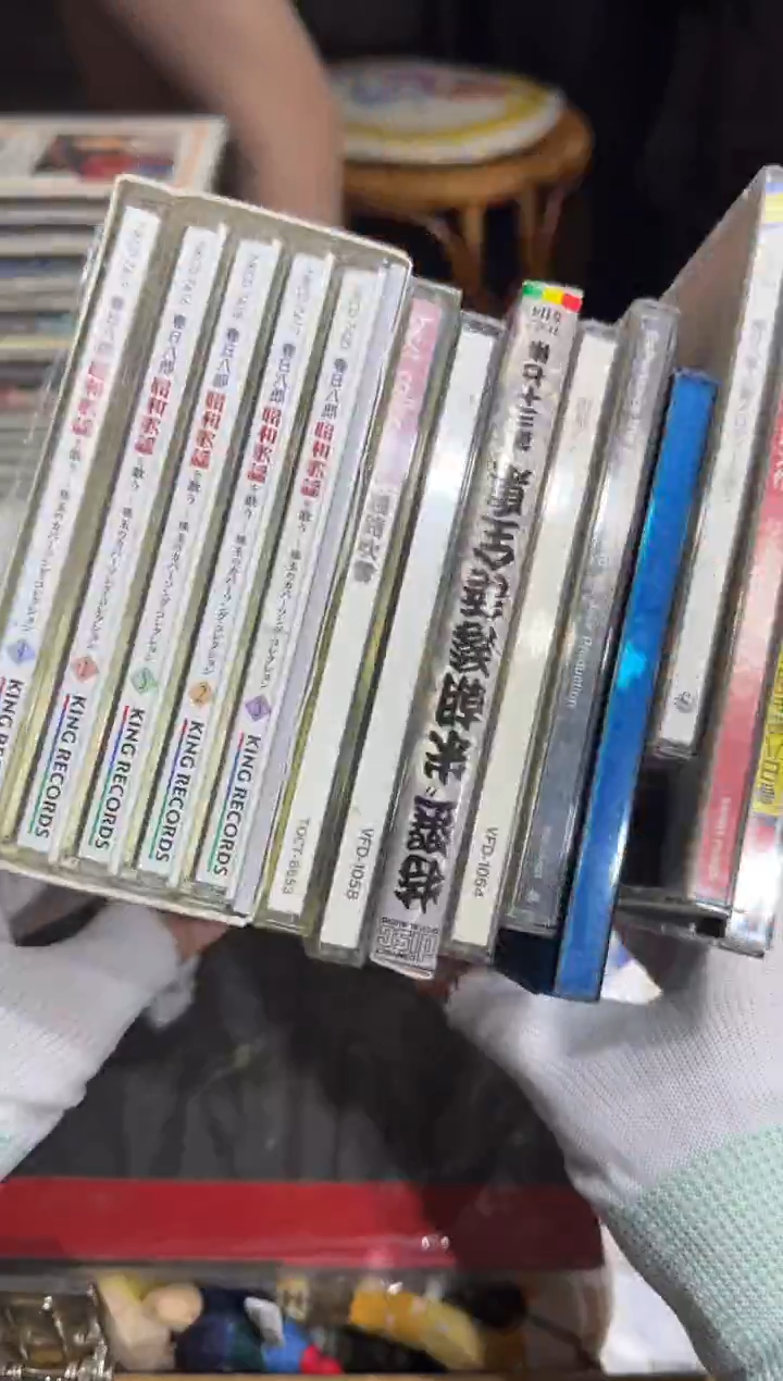 8新?**? 583   中古商品，瑕疵品，不保好坏。