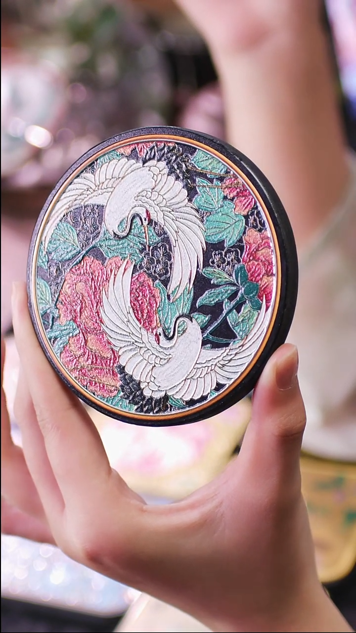 壹藏贰宝鹤戏牡丹图案杯垫一片