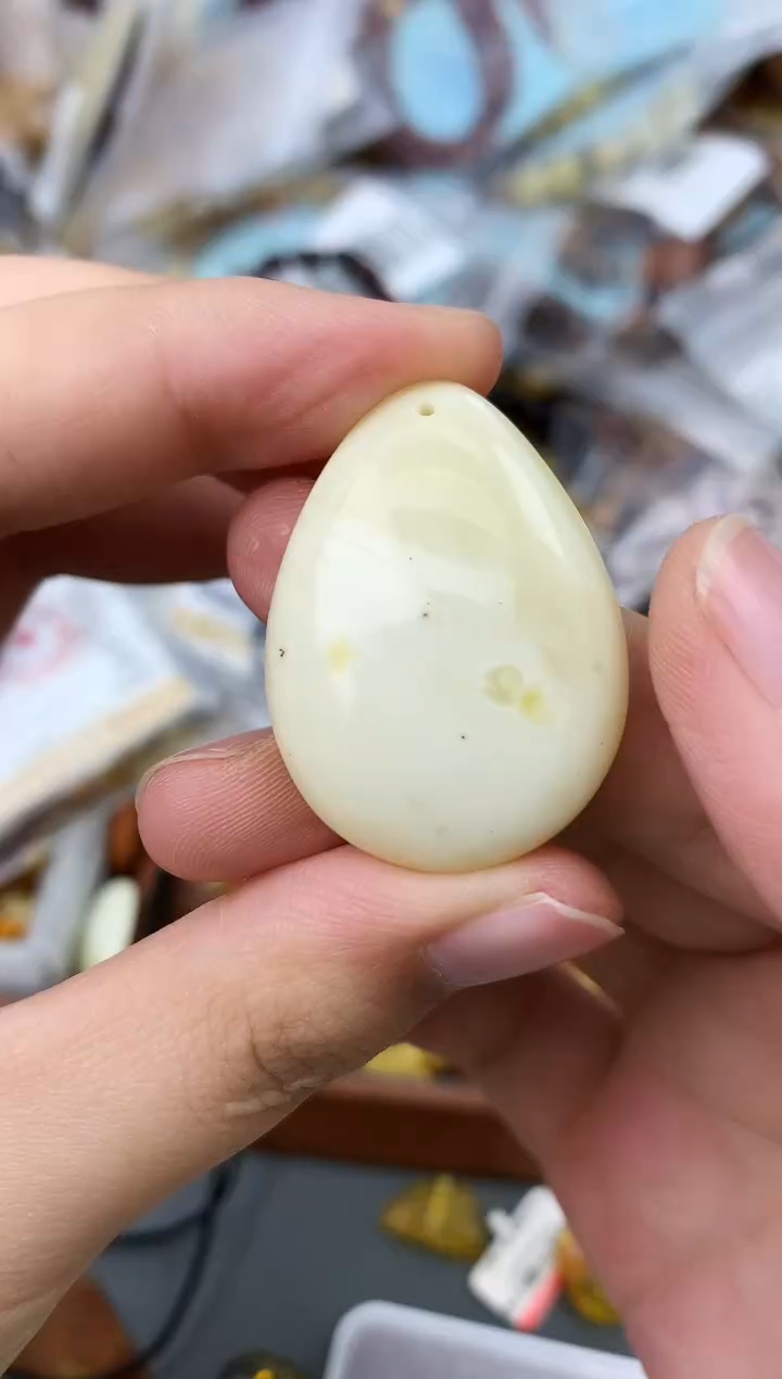 【闪购商品】琥珀珠宝奇石未镶嵌185