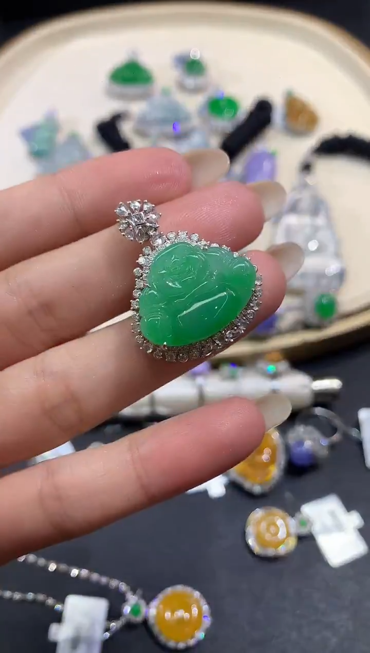 吊坠(不含链)18K金镶嵌翡翠A563|