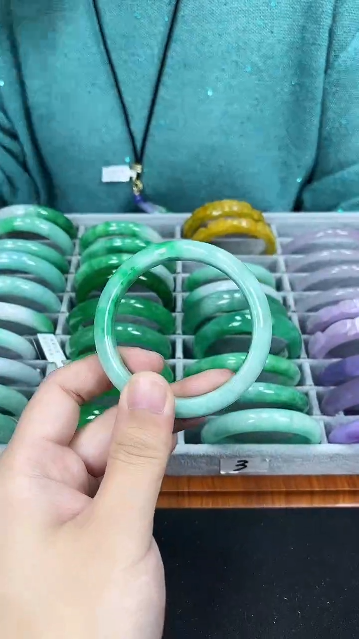 【闪购商品】砖雕h74 独货手镯 圈口56