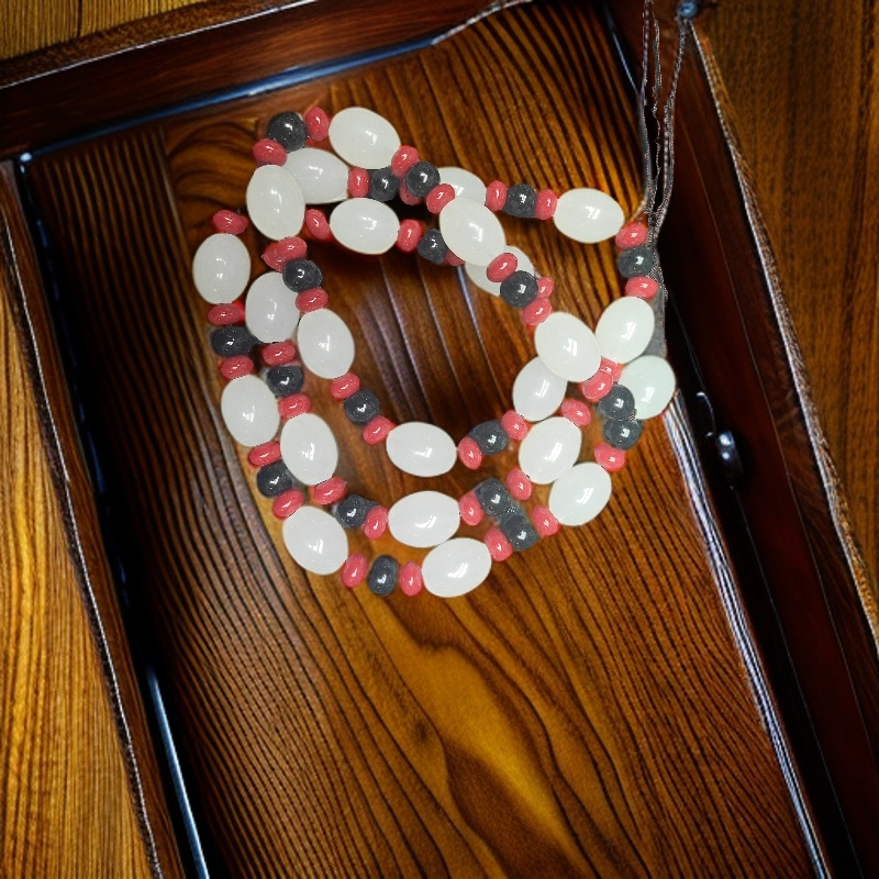 大米粒白玉珠链一条