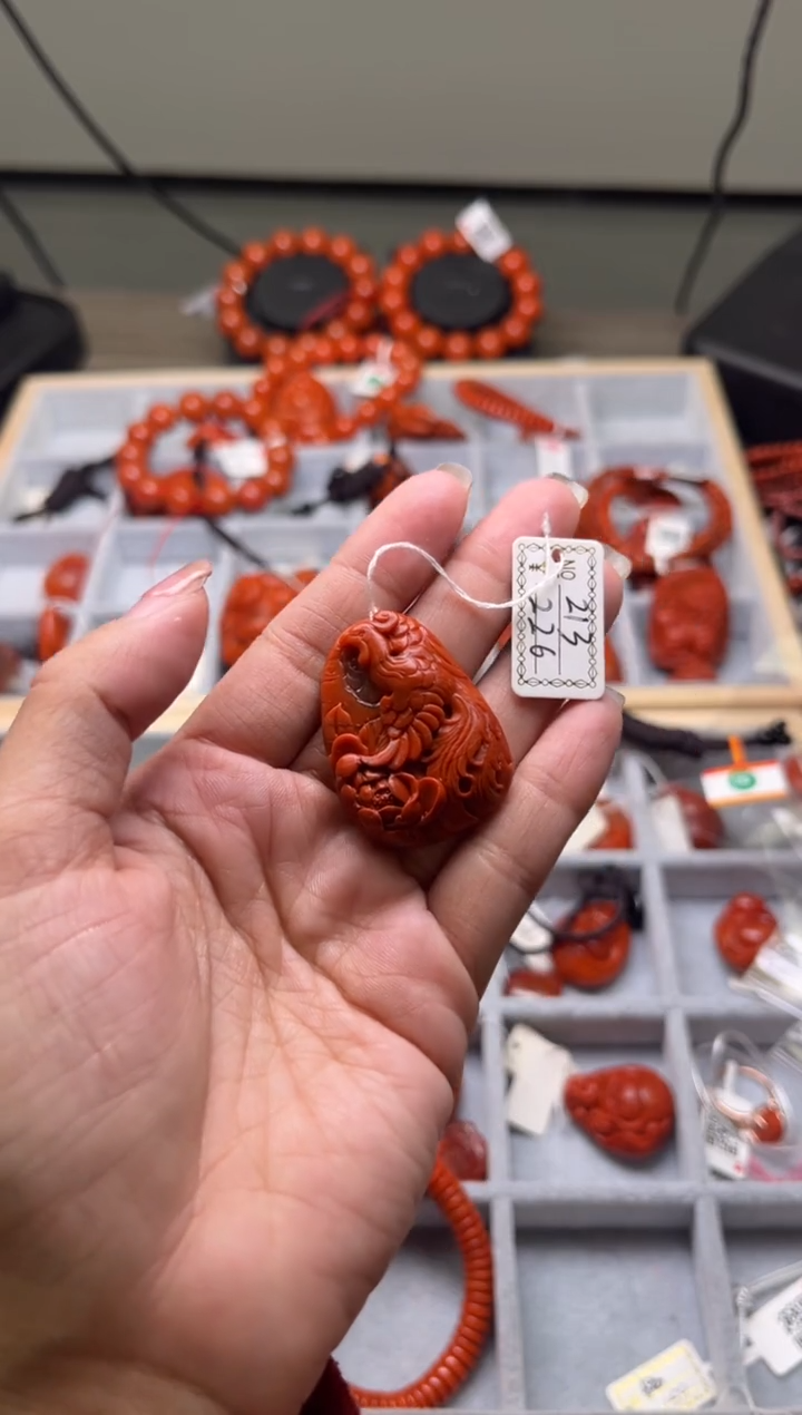 【闪购商品】南红玛瑙珠宝奇石未镶嵌213