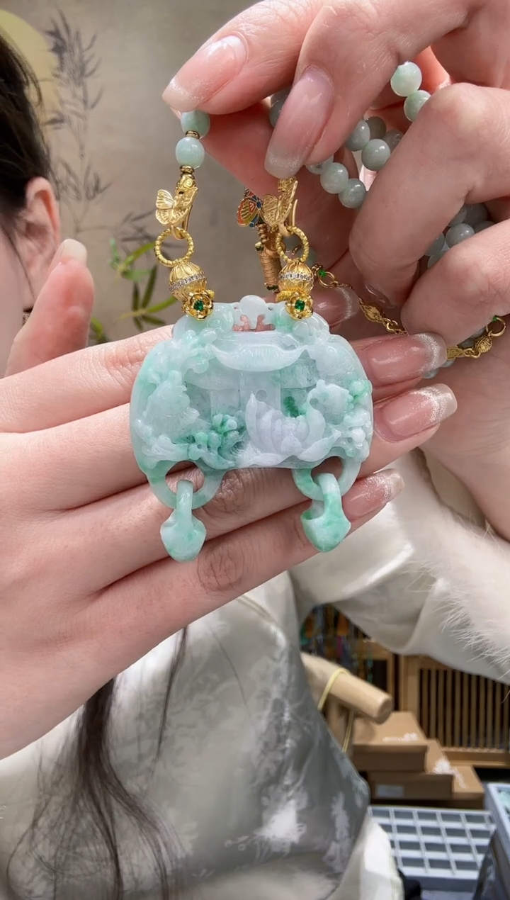 【闪购商品】翡翠颈饰未镶嵌吊坠