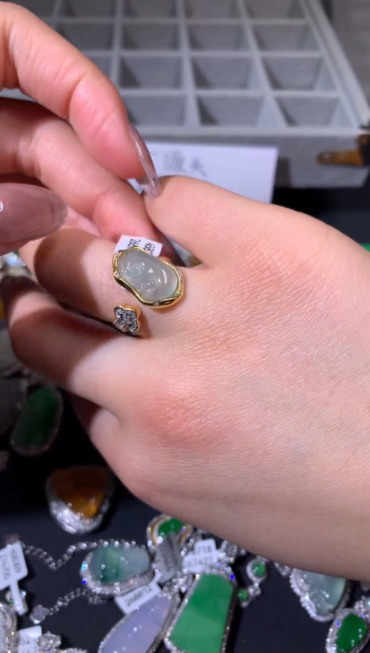 【闪购商品】翡翠18K金镶嵌吊坠(不含链)戒指