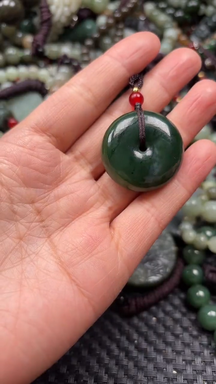 【闪购商品】和田玉颈饰未镶嵌1