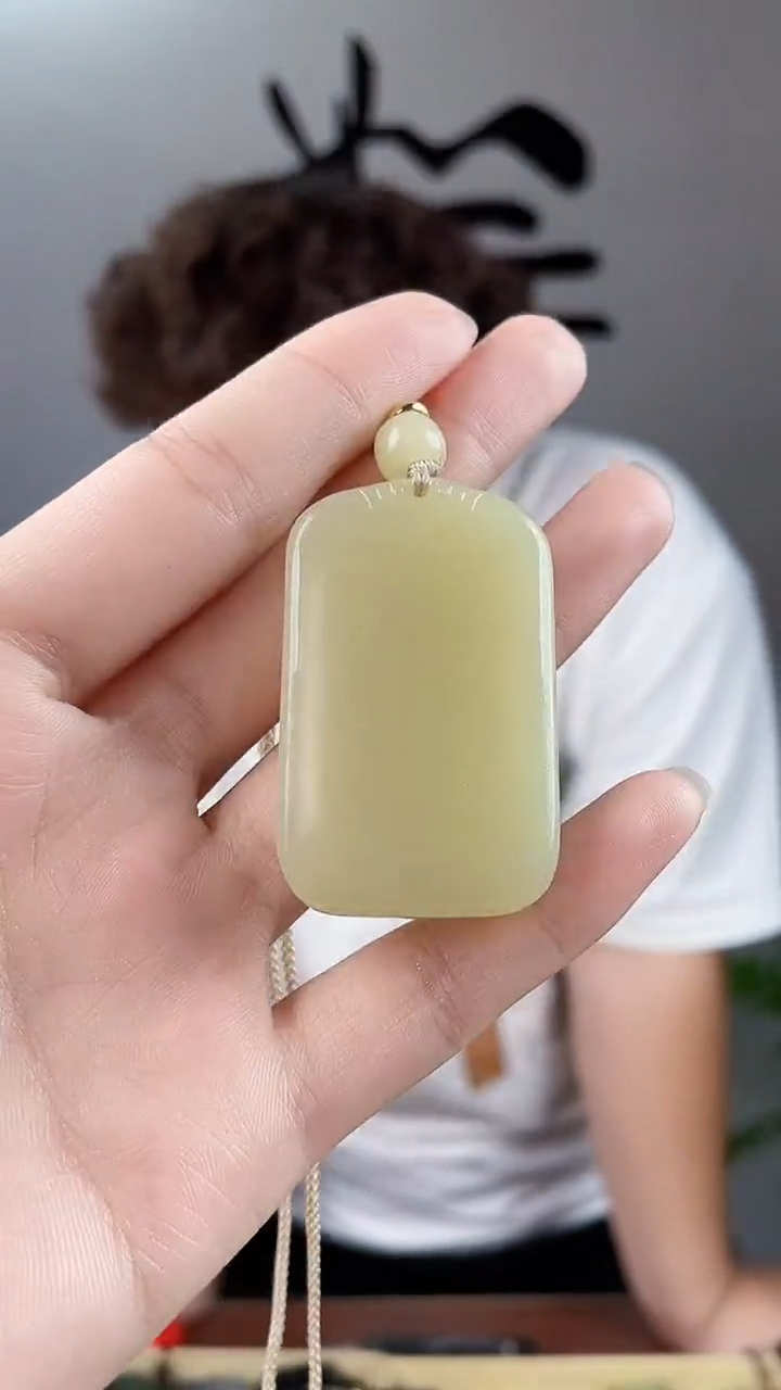 和田玉未镶嵌颈饰拍一发一，多样性发货