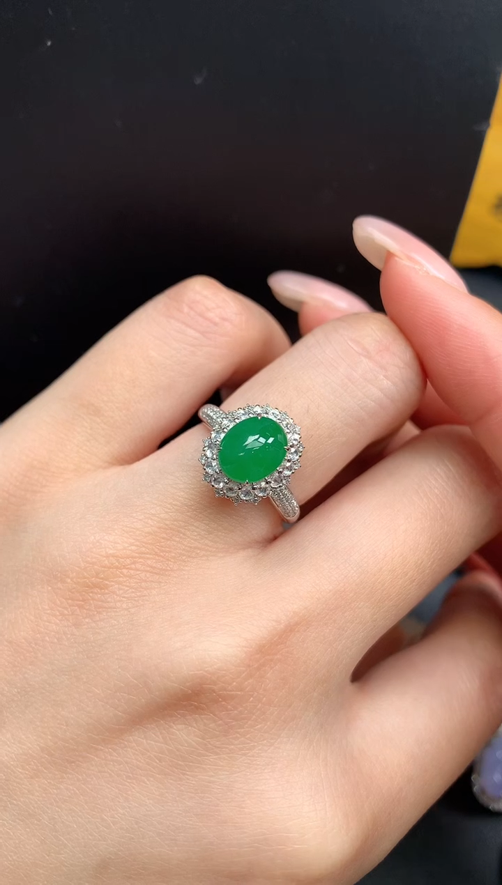 【闪购商品】翡翠颈饰18K金镶嵌1396戒指