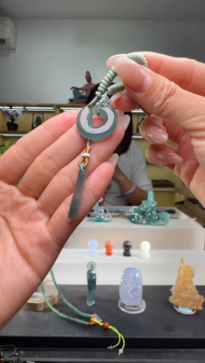 吊坠(不含链)未镶嵌翡翠平安扣