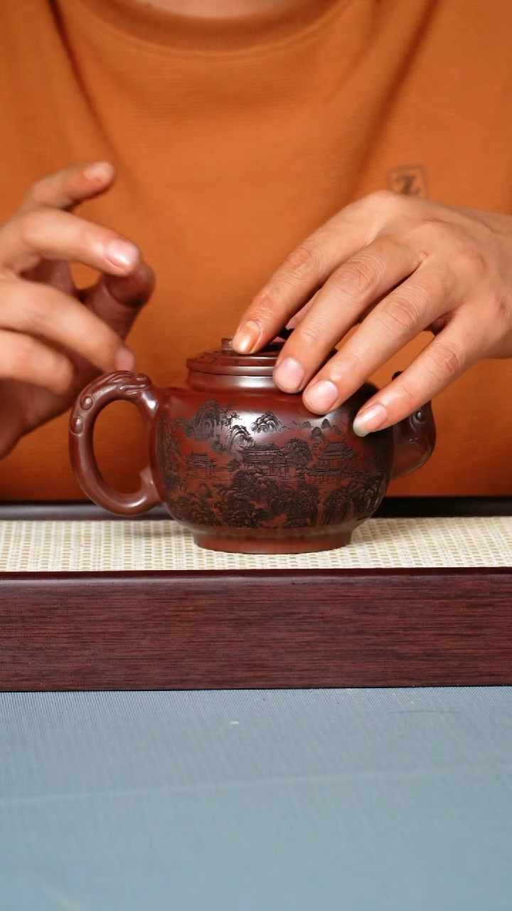 茶壶紫砂 石红泥料 如意龙尊