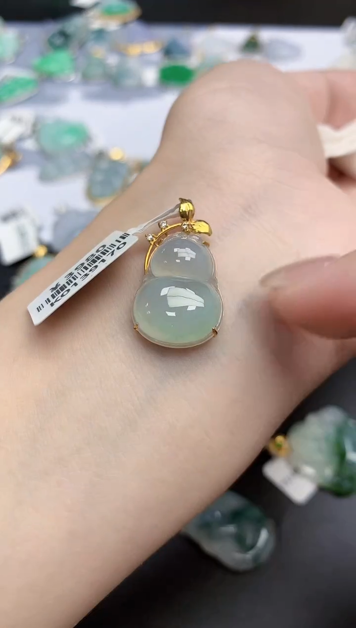 【闪购商品】翡翠颈饰18K金镶嵌天然缅甸翡翠A货