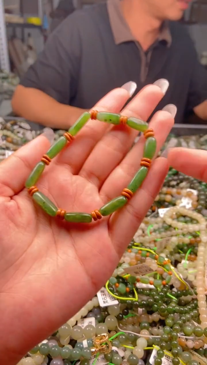 和田玉未镶嵌挂件1