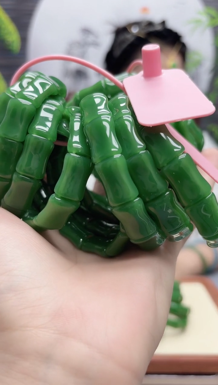 手串未镶嵌和田玉（碧玉）节节高升手牌