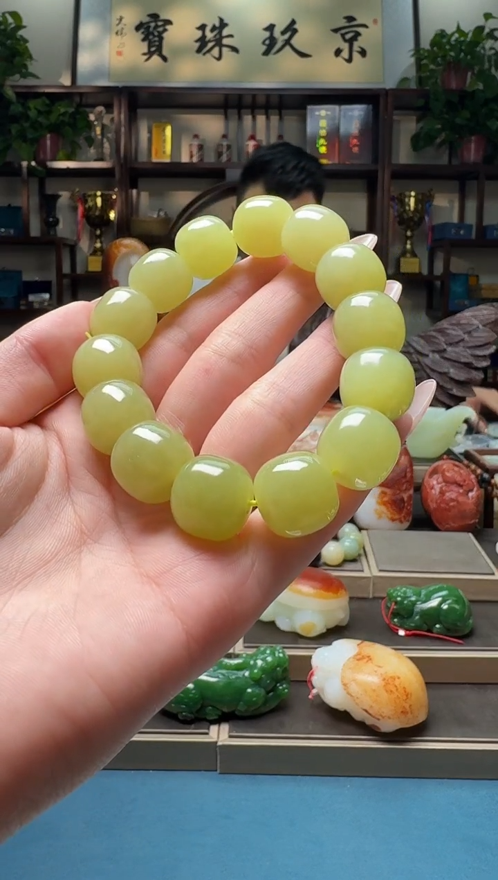 手串未镶嵌和田玉hk