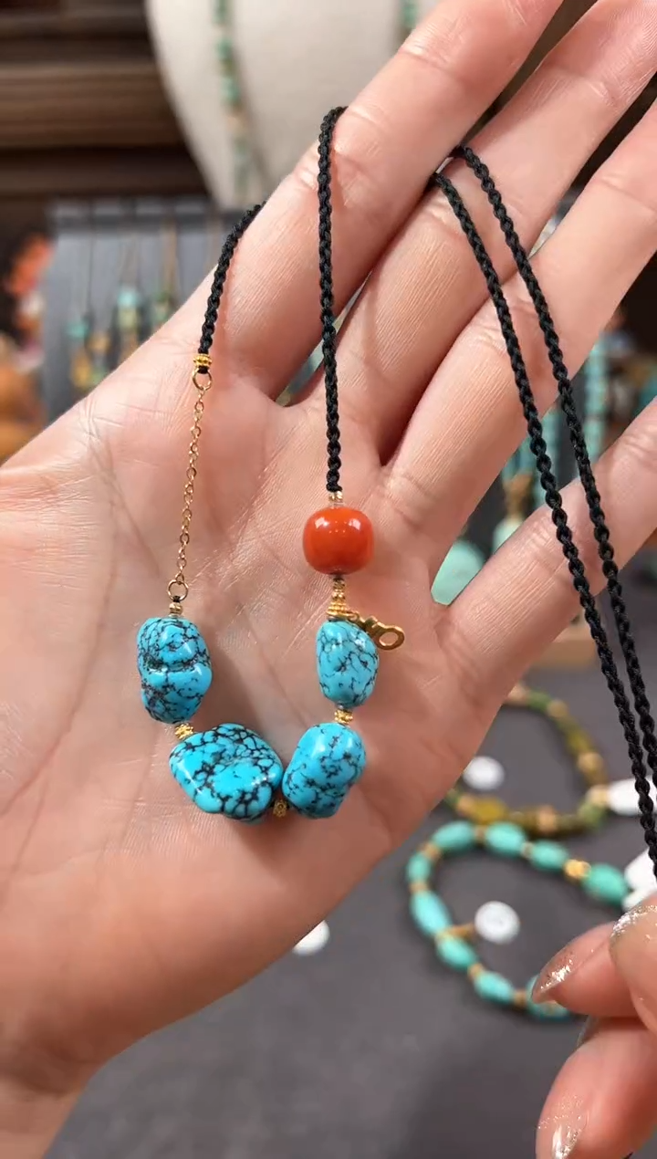 【闪购商品】绿松石颈饰18K金镶嵌绿松石项链