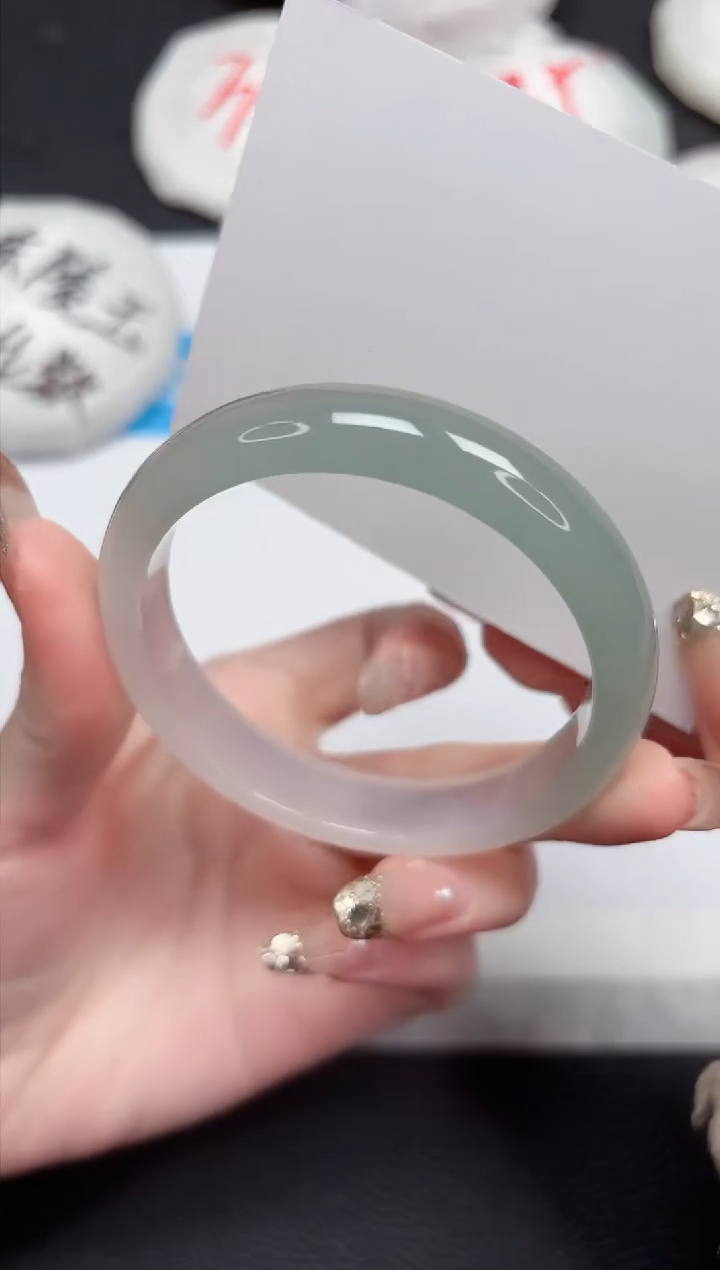 【闪购商品】石英质玉手镯未镶嵌529-54.5