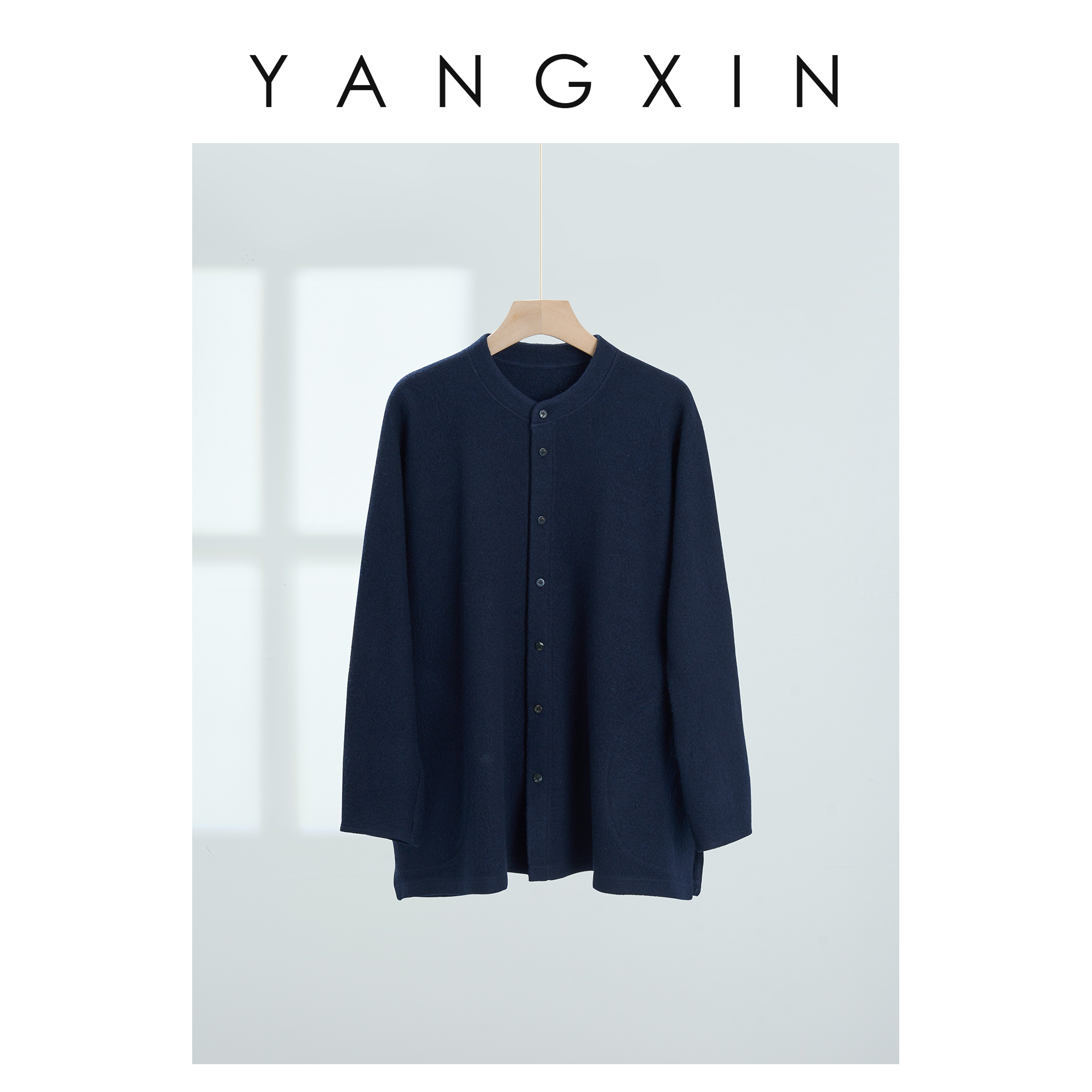 【无龄·杨昕】“蔚云覆雪”原创设计柔软透气感满分羊毛外套FW10075