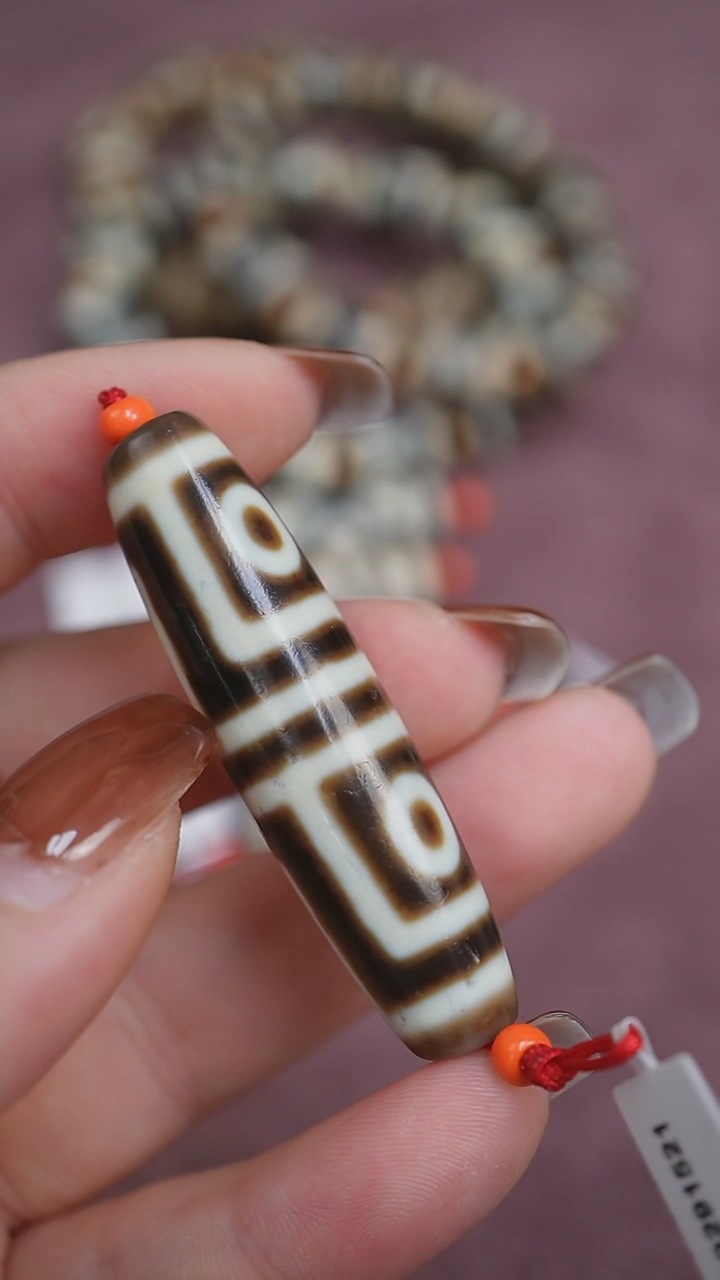 【闪购商品】玛瑙/玉髓颈饰未镶嵌蚀花玛瑙珠定制编绳