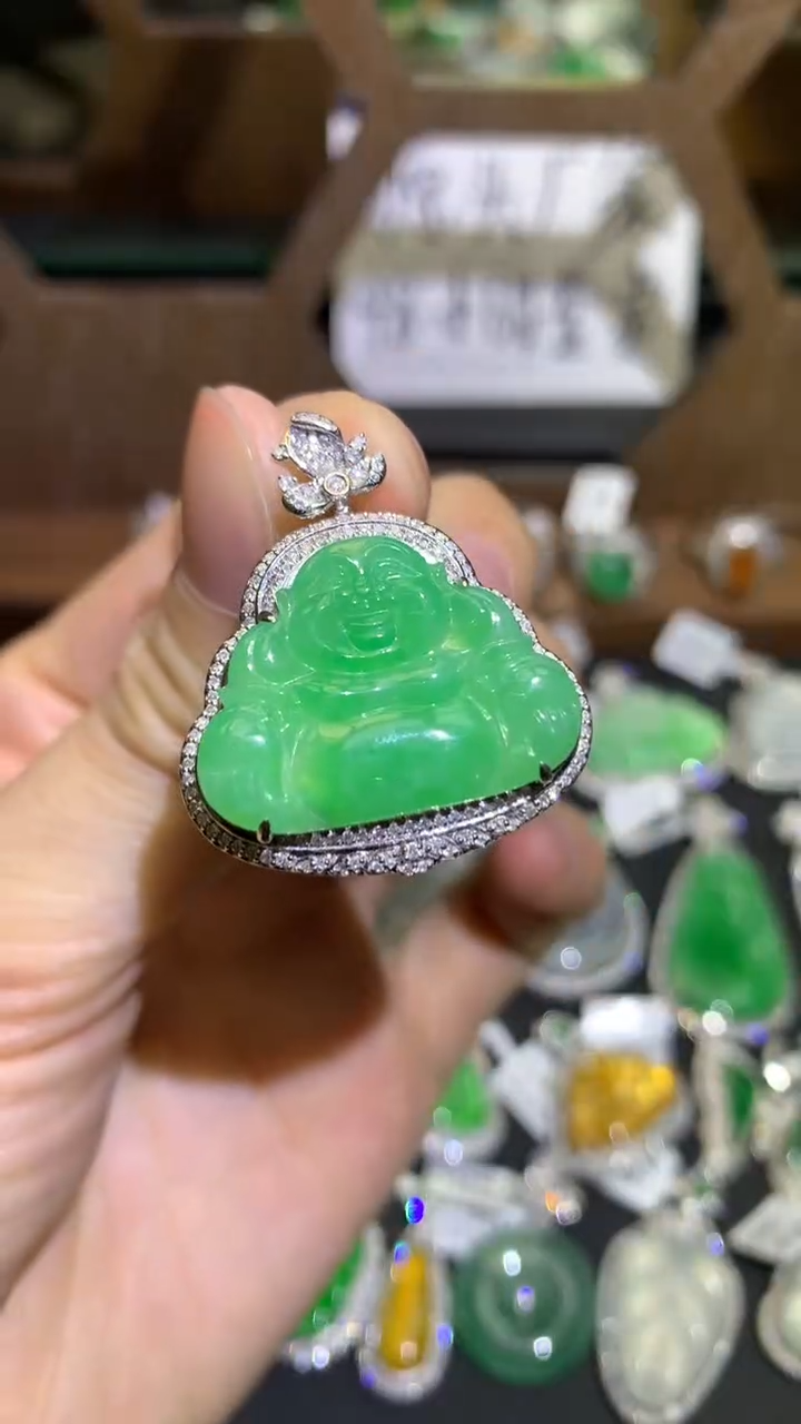 翡翠18K金镶嵌吊坠(不含链)吊坠