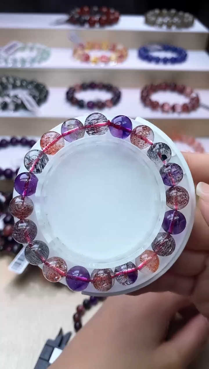 【闪购商品】水晶手链未镶嵌黑加仑超七9m+