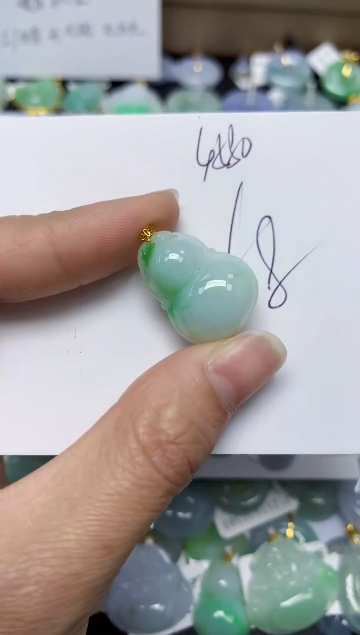 【闪购商品】翡翠颈饰18K金镶嵌 天然翡翠A货