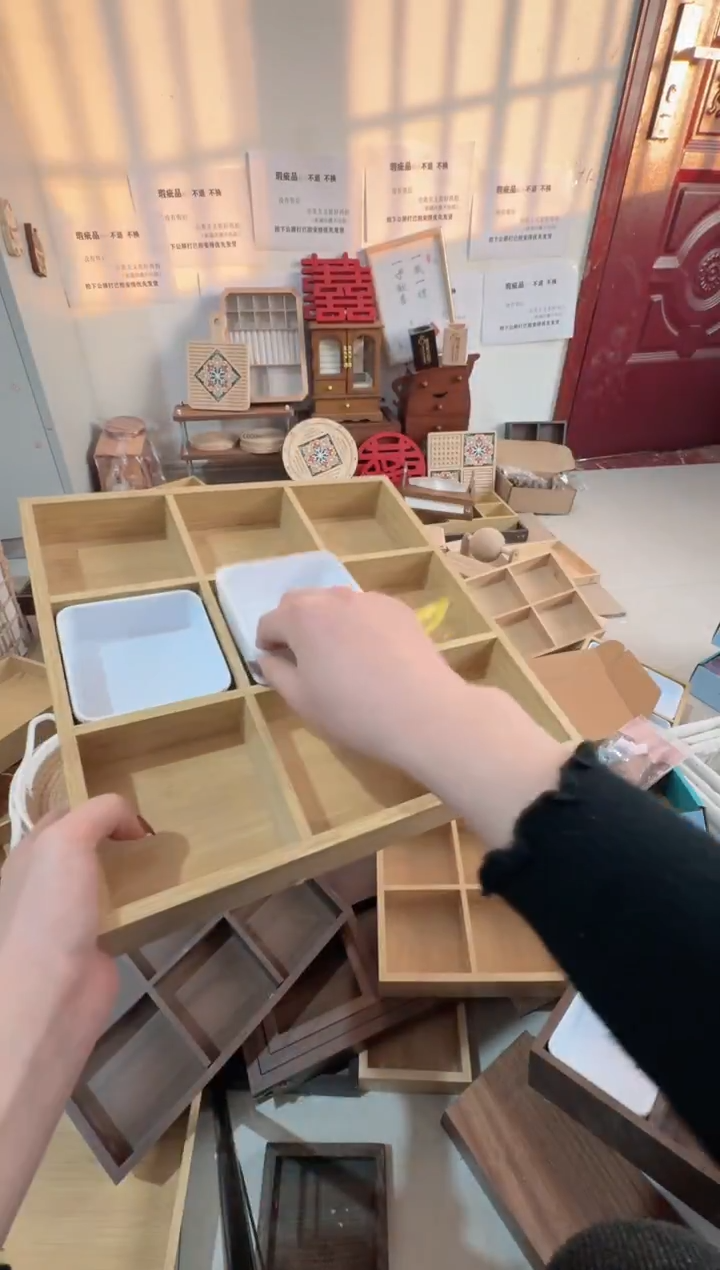 原木色九宫格加九个小碗微瑕拍下不退不换无售后