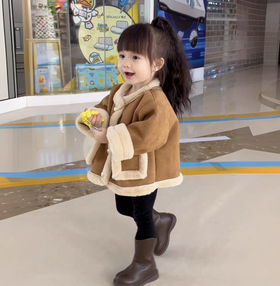 39女童毛呢加绒加厚格子外套时尚韩版保暖冬装