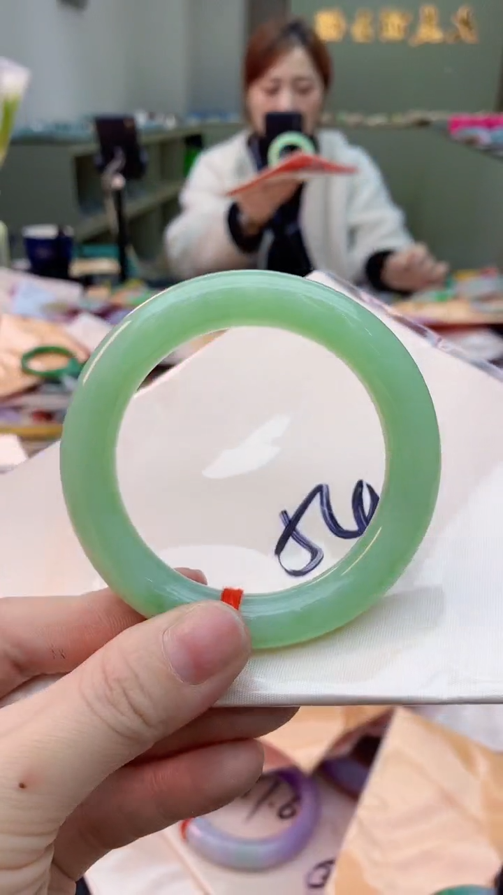 【闪购商品】翡翠手镯未镶嵌0263486210