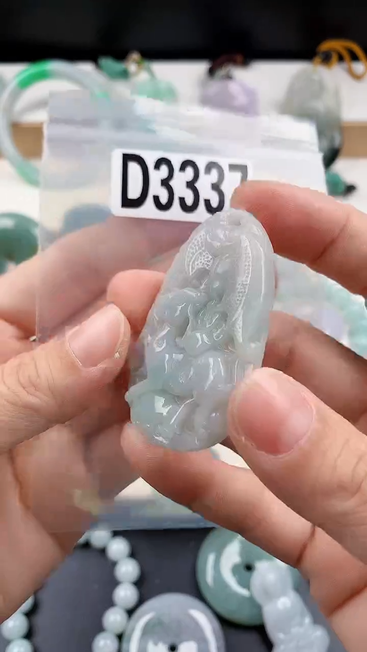 颈饰未镶嵌翡翠天然翡翠吊坠挂件