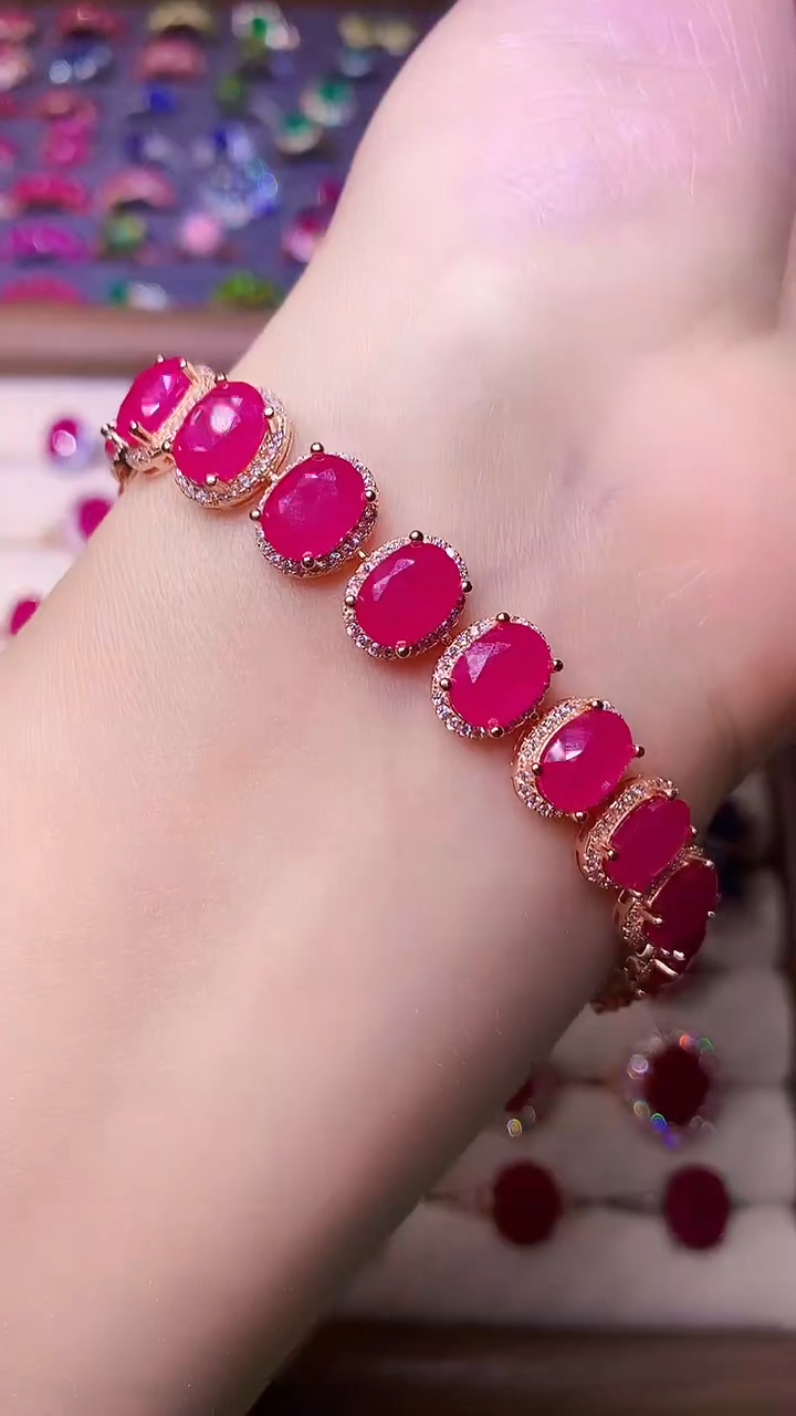 【闪购商品】手链银S925镶嵌红宝石...