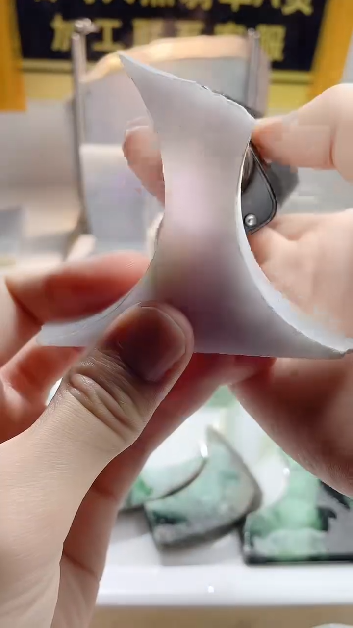 翡翠未镶嵌颈饰翡翠309
