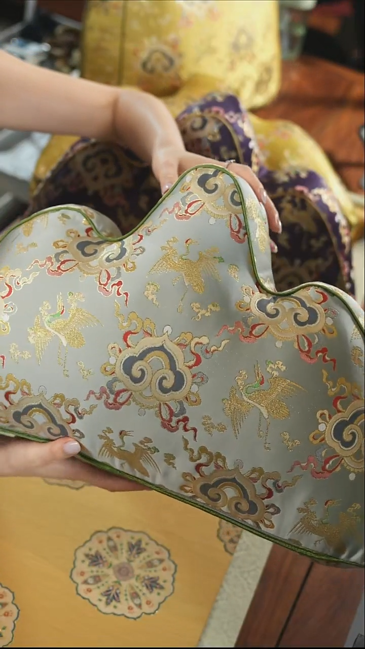 小号靠山···········